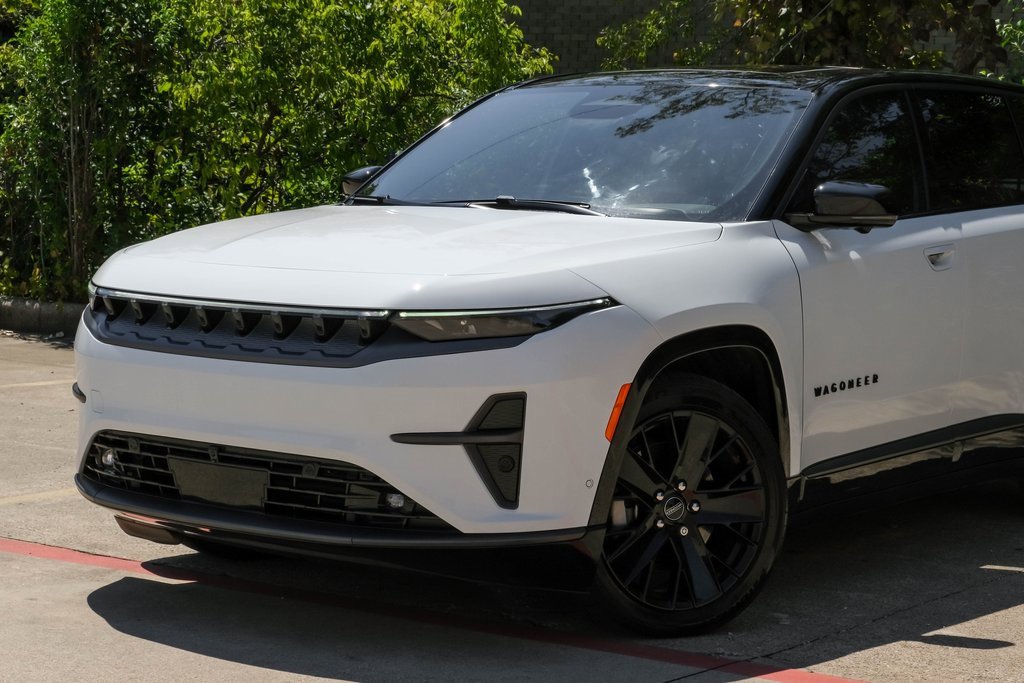 Used 2024 Jeep Wagoneer Launch Edition image 6