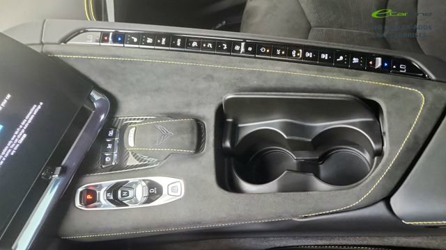 Used 2024 Chevrolet Corvette Stingray Premium Conv w/ Z51 Performance Package image 46