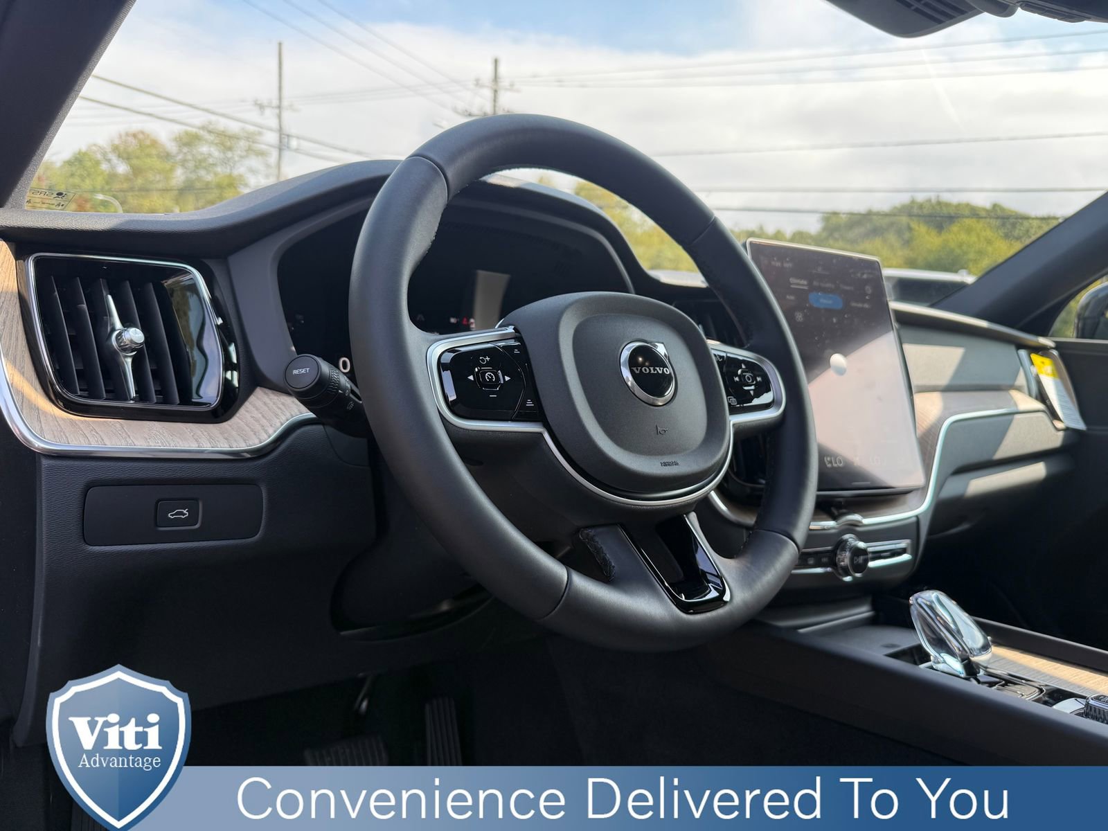 New 2026 Volvo XC60 B5 Plus w/ Protection Package Premier image 12