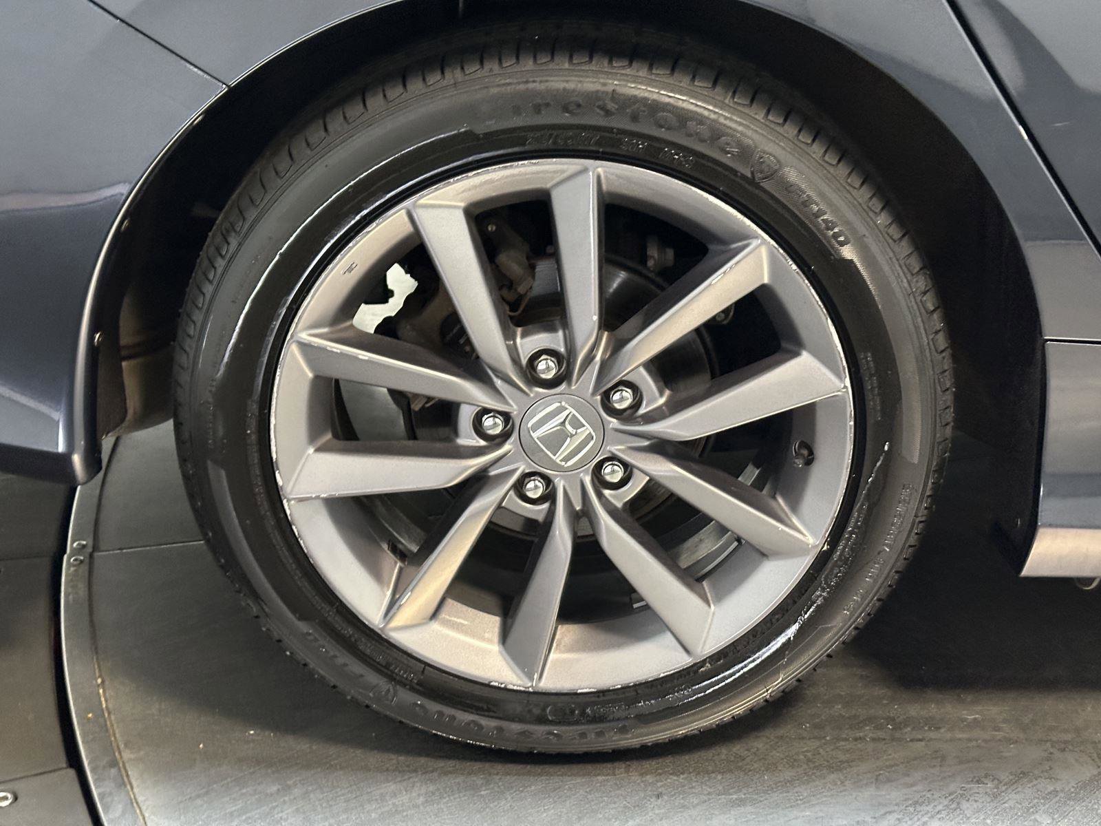 Used 2019 Honda Civic EX-L image 16