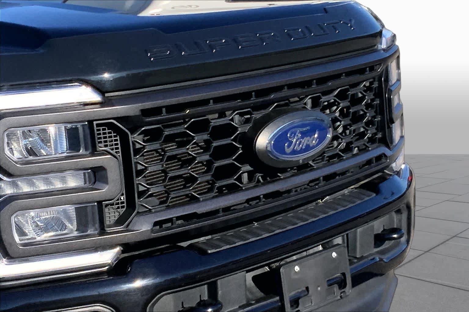 Used 2024 Ford F250 XLT w/ XLT Premium Package AWD/4WD image 26