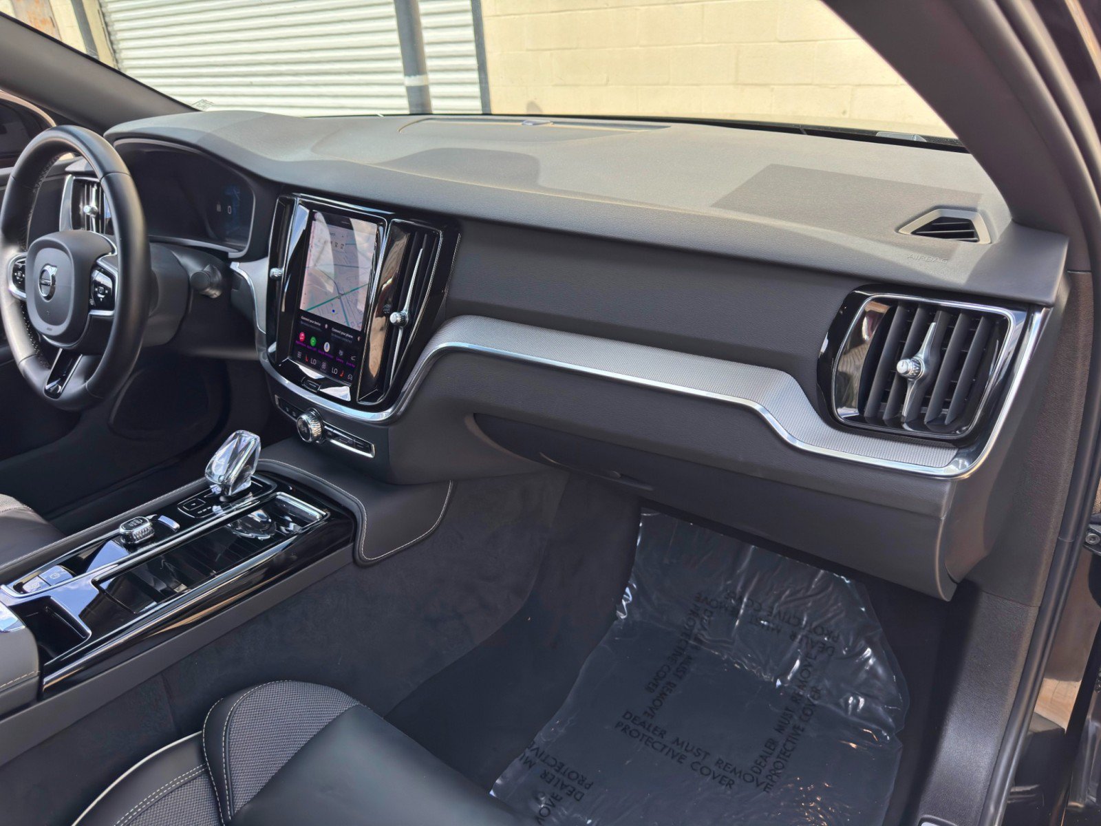Used 2024 Volvo S60 T8 Plus AWD/4WD image 12