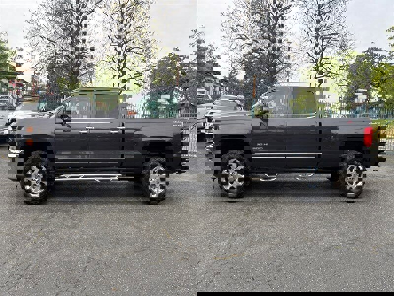 Used 2015 Chevrolet Silverado 3500 LTZ w/ Duramax Plus Package image 14