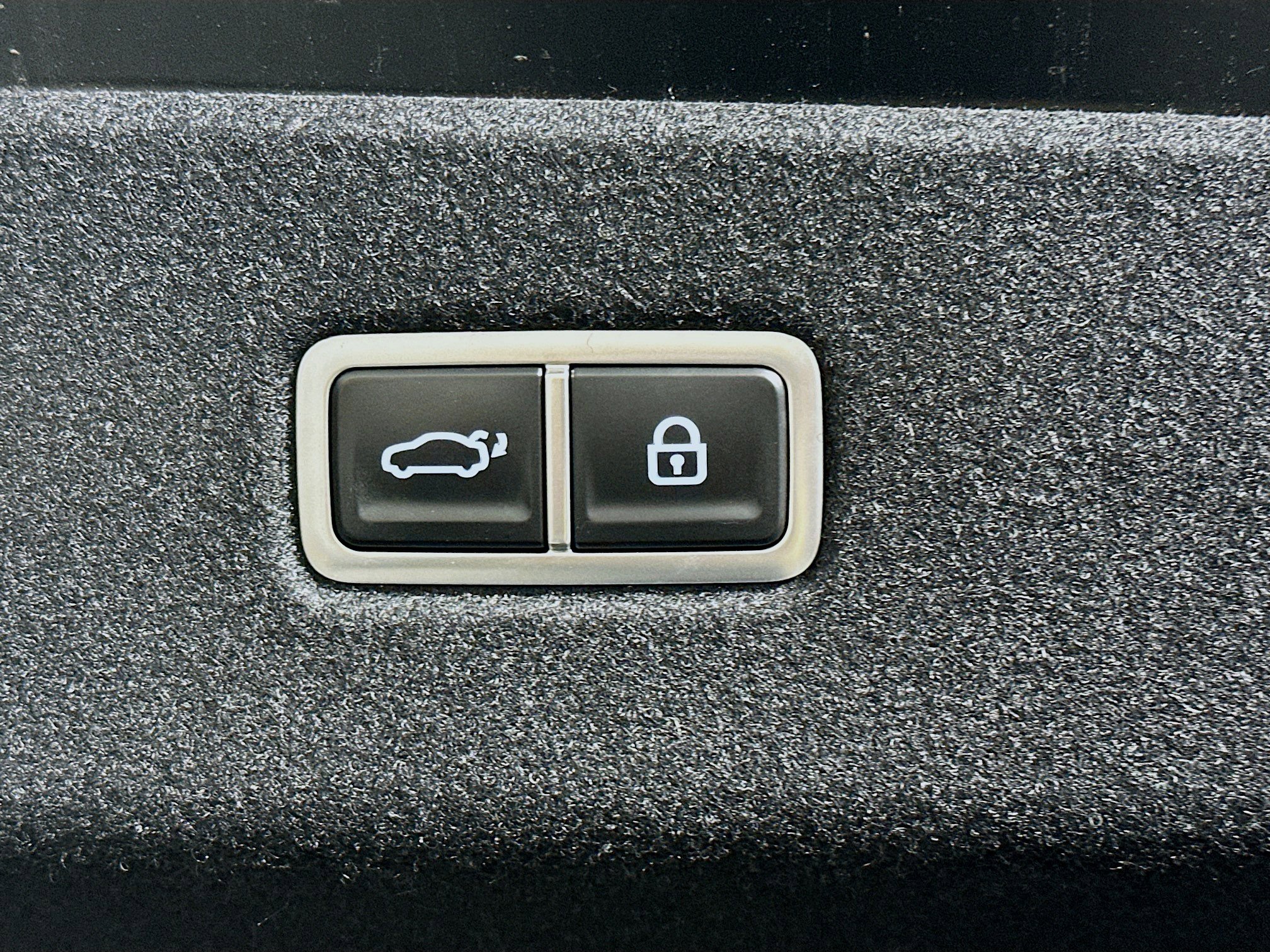 Used 2024 Hyundai Ioniq 6 SEL RWD image 31