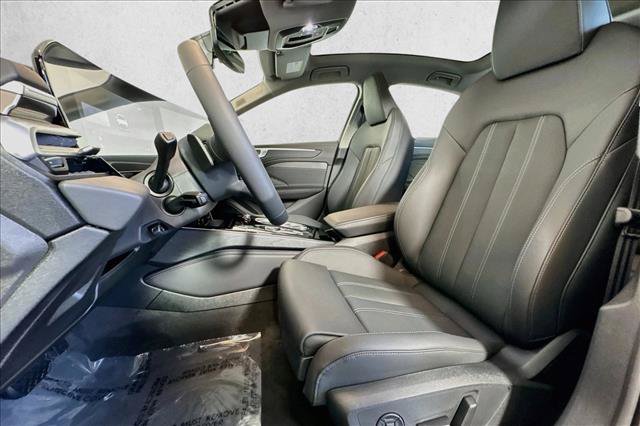 New 2026 Audi A6 Premium Plus AWD/4WD image 17