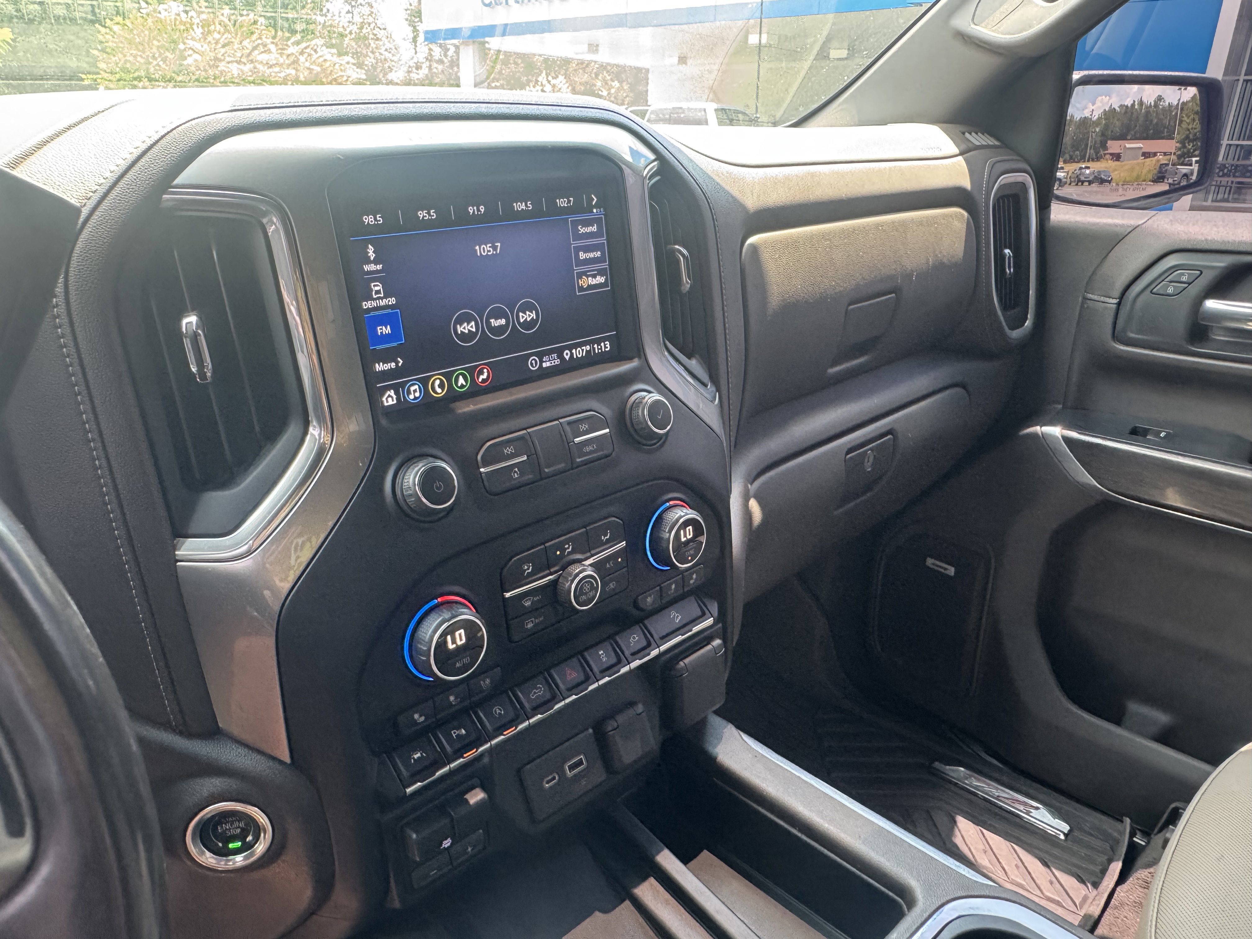 Used 2020 Chevrolet Silverado 1500 LTZ w/ LTZ Premium Package image 15