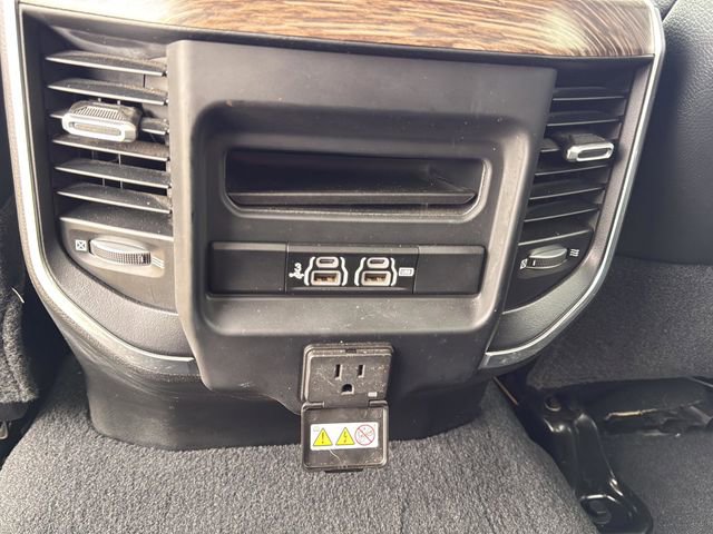 Used 2020 RAM 3500 Laramie image 19