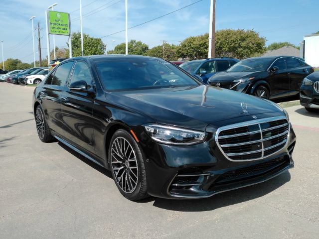 Used 2023 Mercedes-Benz S 580 4MATIC Sedan w/ AMG Line image 4