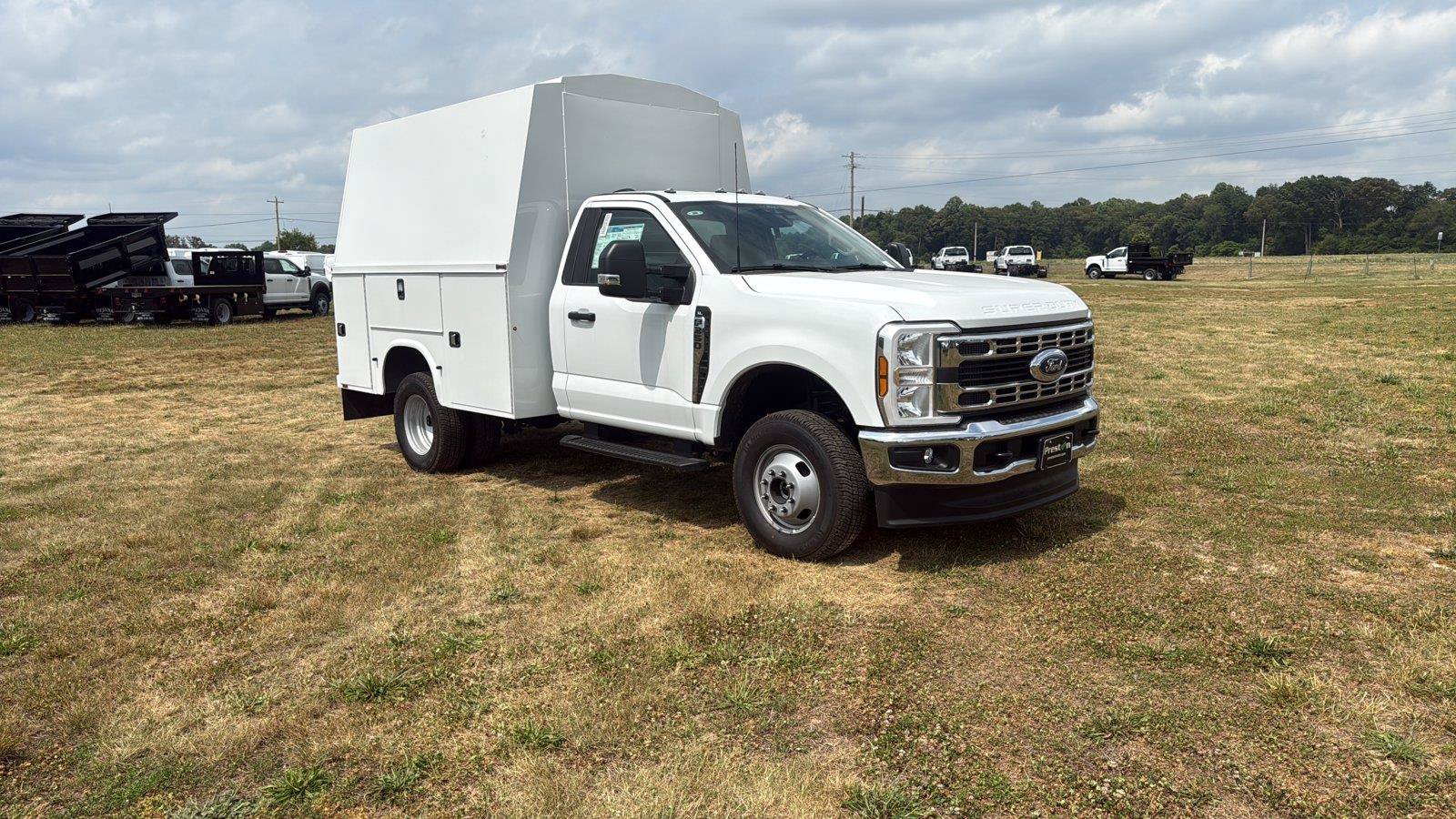 New 2025 Ford F350 XL w/ XL Chrome Package AWD/4WD image 7
