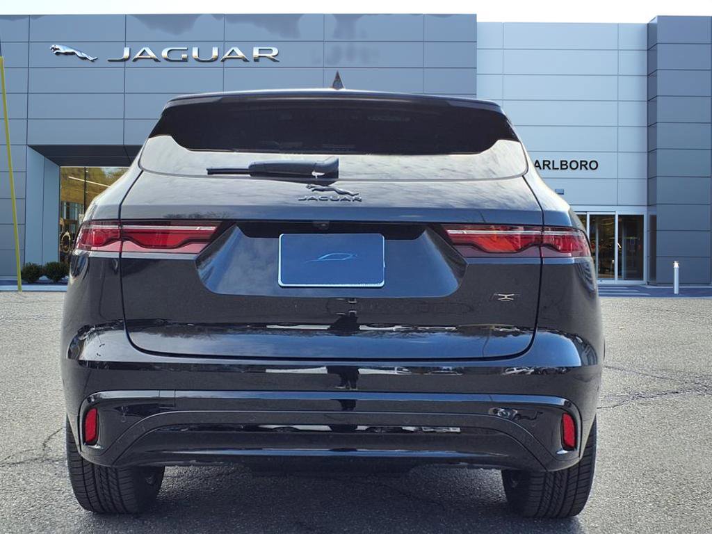 New 2026 Jaguar F-PACE R-Dynamic S image 7
