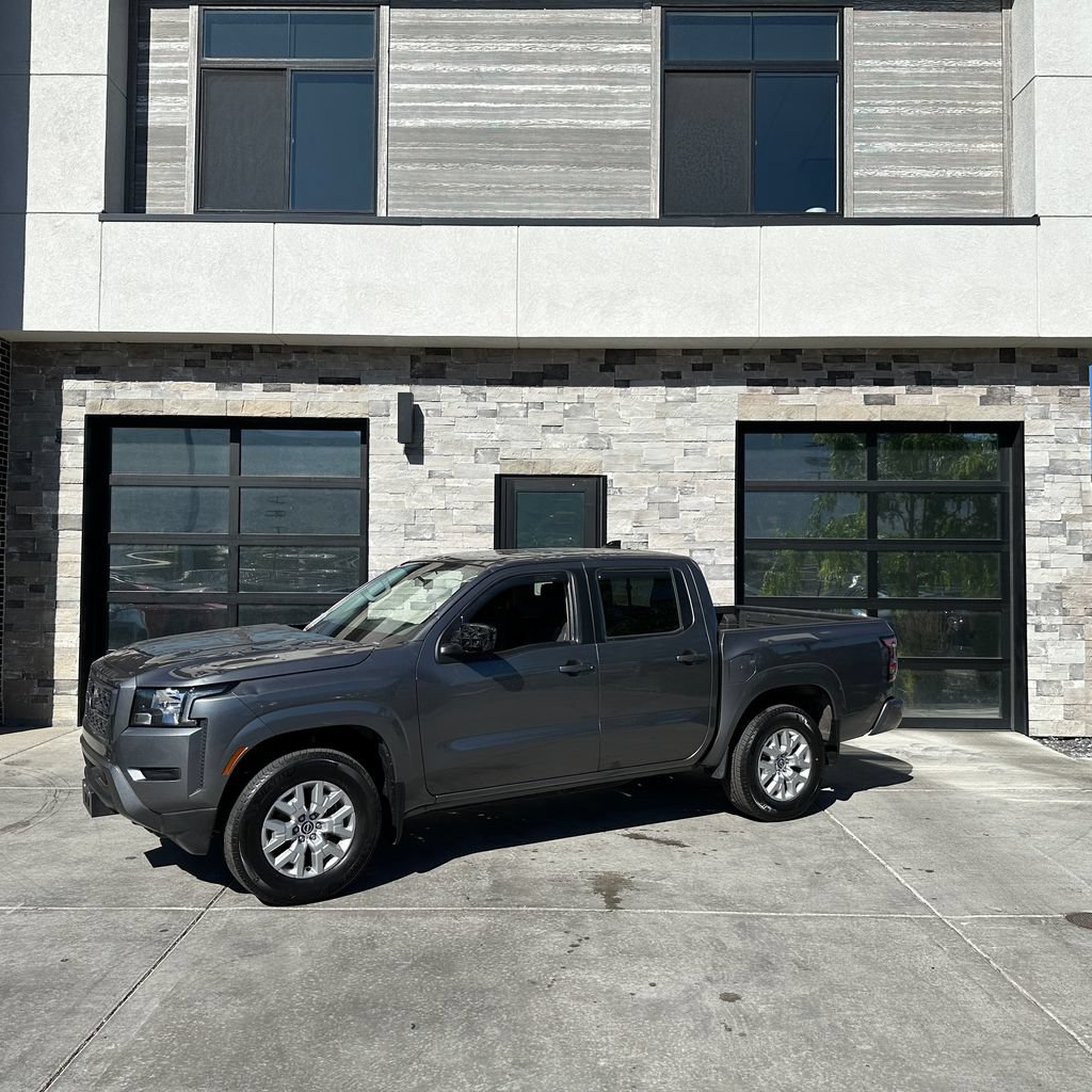 Used 2022 Nissan Frontier SV w/ Technology Package AWD/4WD image 7