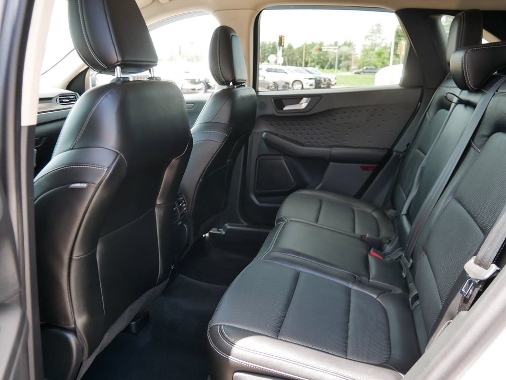 Certified 2020 Ford Escape Titanium AWD/4WD image 10