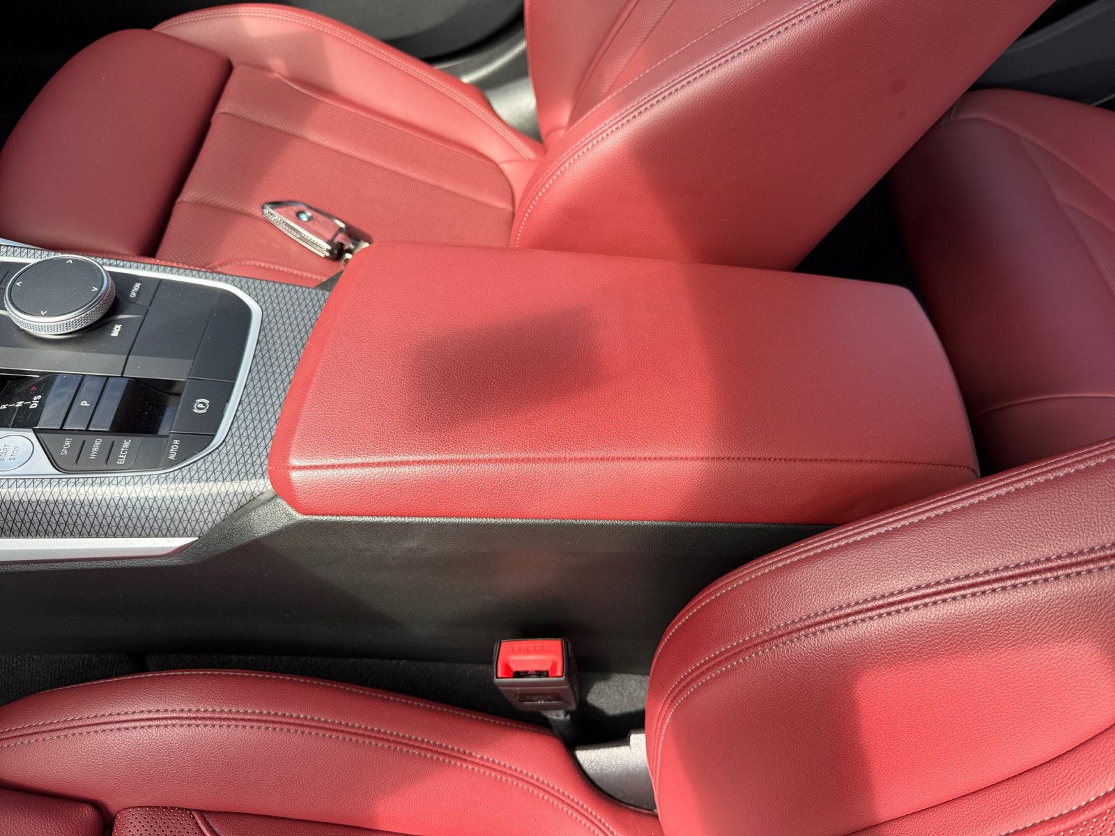 Used 2023 BMW 330e w/ M Sport Package RWD image 14