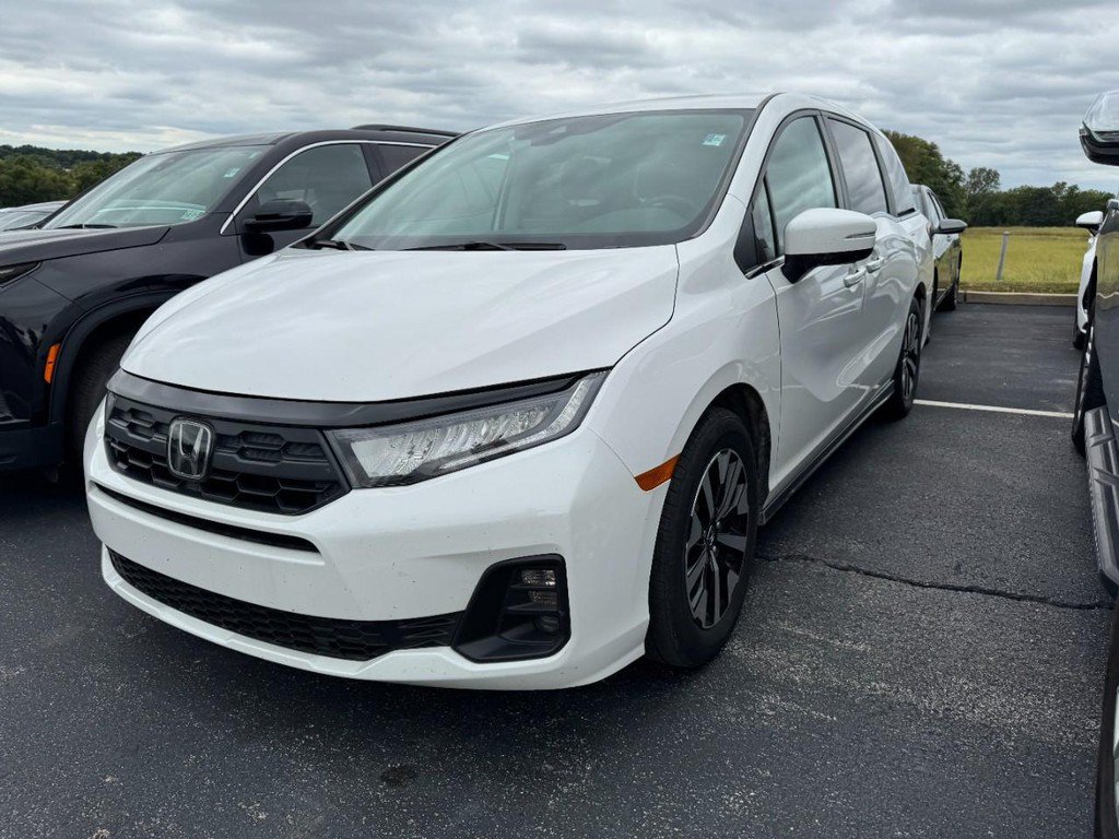 Used 2025 Honda Odyssey EX-L image 3