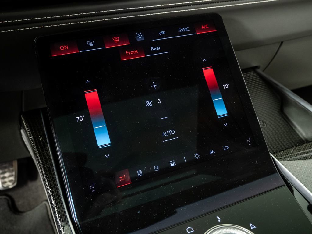 Used 2026 Cadillac Escalade V w/ LPO, ONYX Package image 17