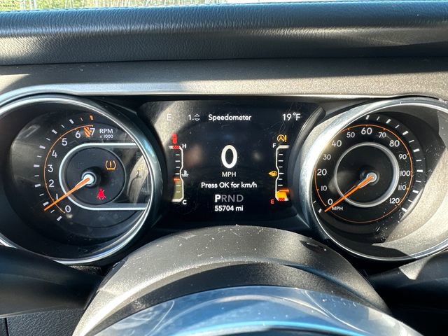 Used 2019 Jeep Wrangler Unlimited Sahara image 25