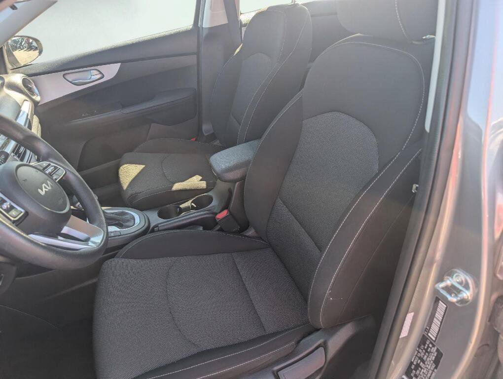 Used 2024 Kia Forte LXS FWD image 10