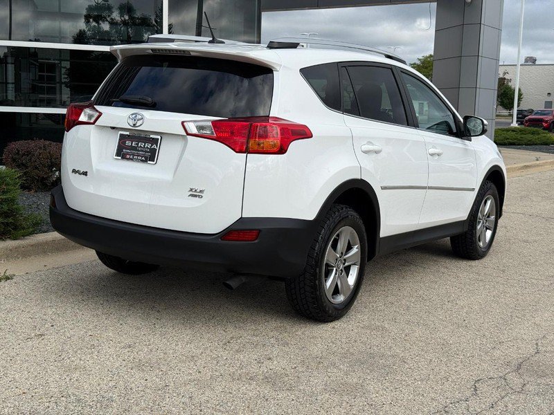 Used 2015 Toyota RAV4 XLE AWD/4WD image 3
