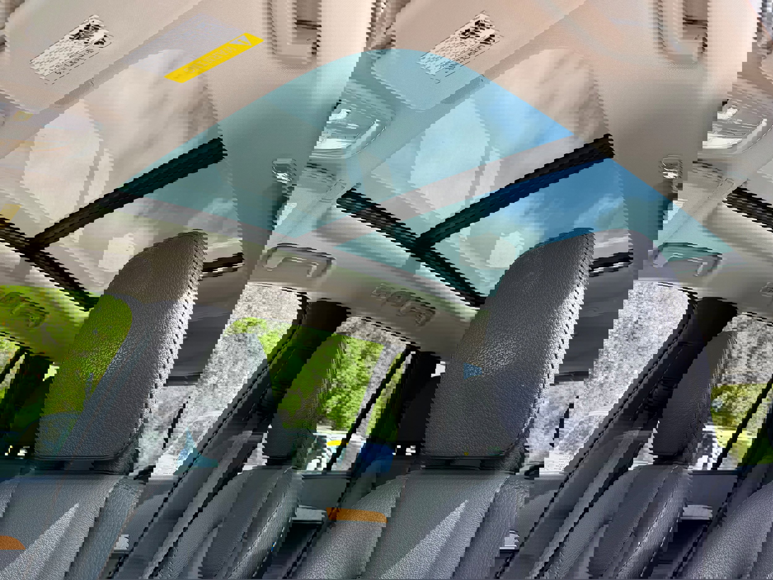 Certified 2024 Volvo XC90 T8 Plus w/ Protection Package Premier image 25