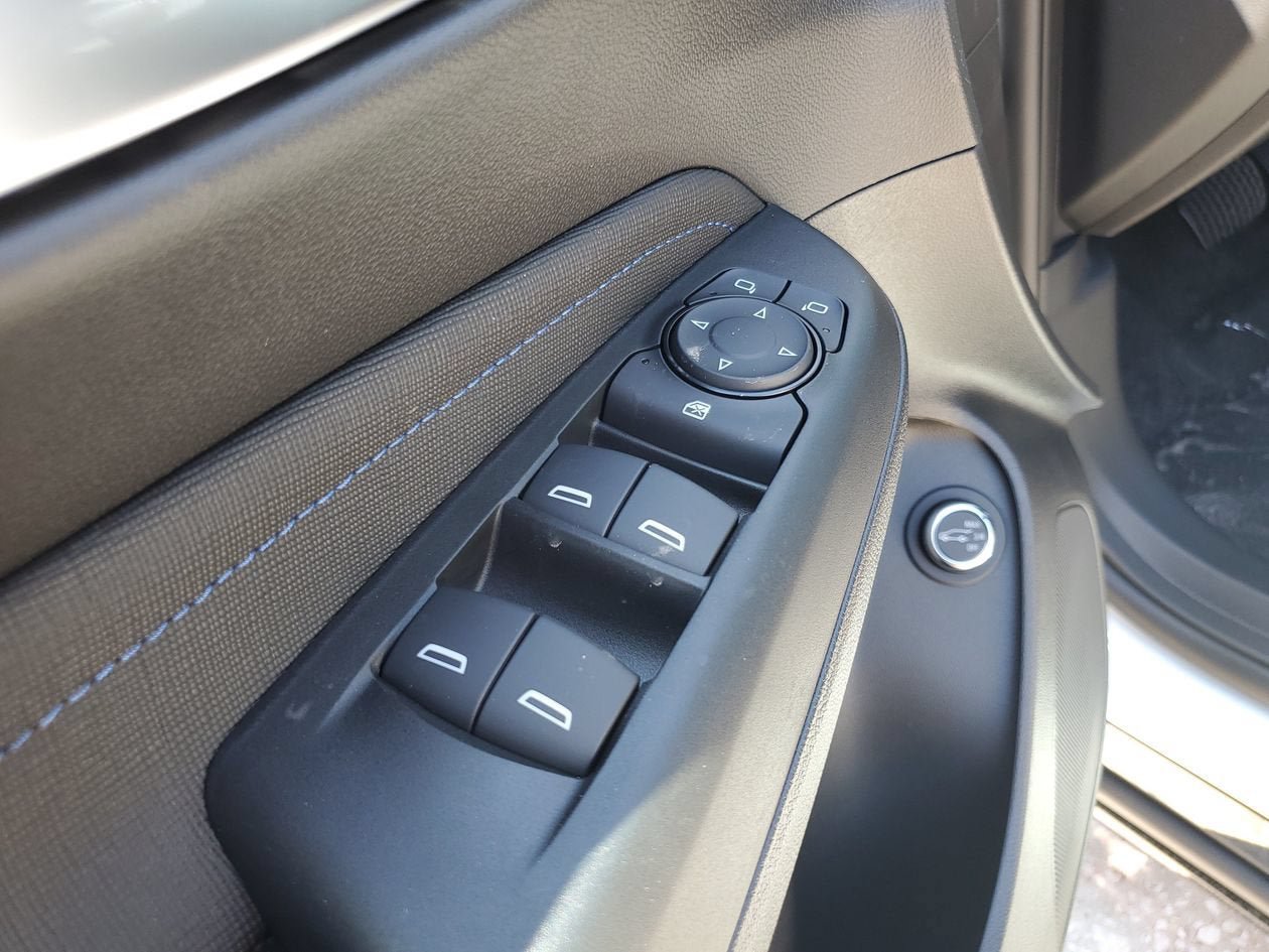 New 2026 Buick Envista Sport Touring w/ Convenience I Package FWD image 17