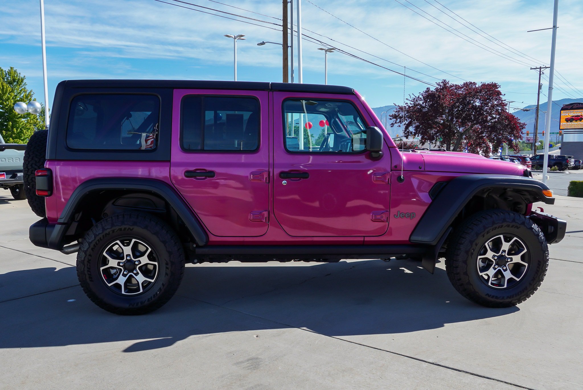 Used 2021 Jeep Wrangler Unlimited Rubicon w/ Steel Bumper Group AWD/4WD image 9