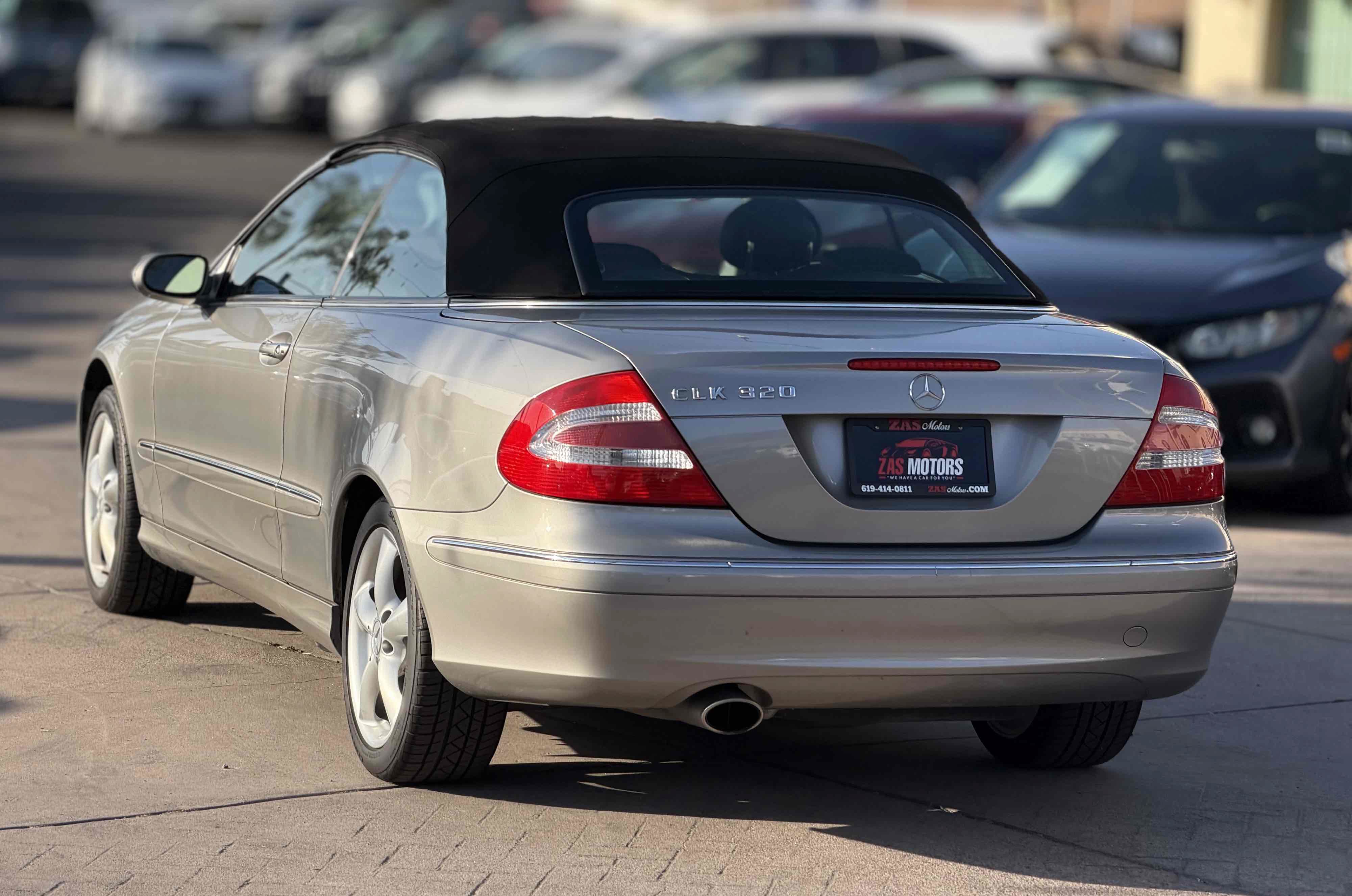 Used 2005 Mercedes-Benz CLK 320 Cabriolet image 7