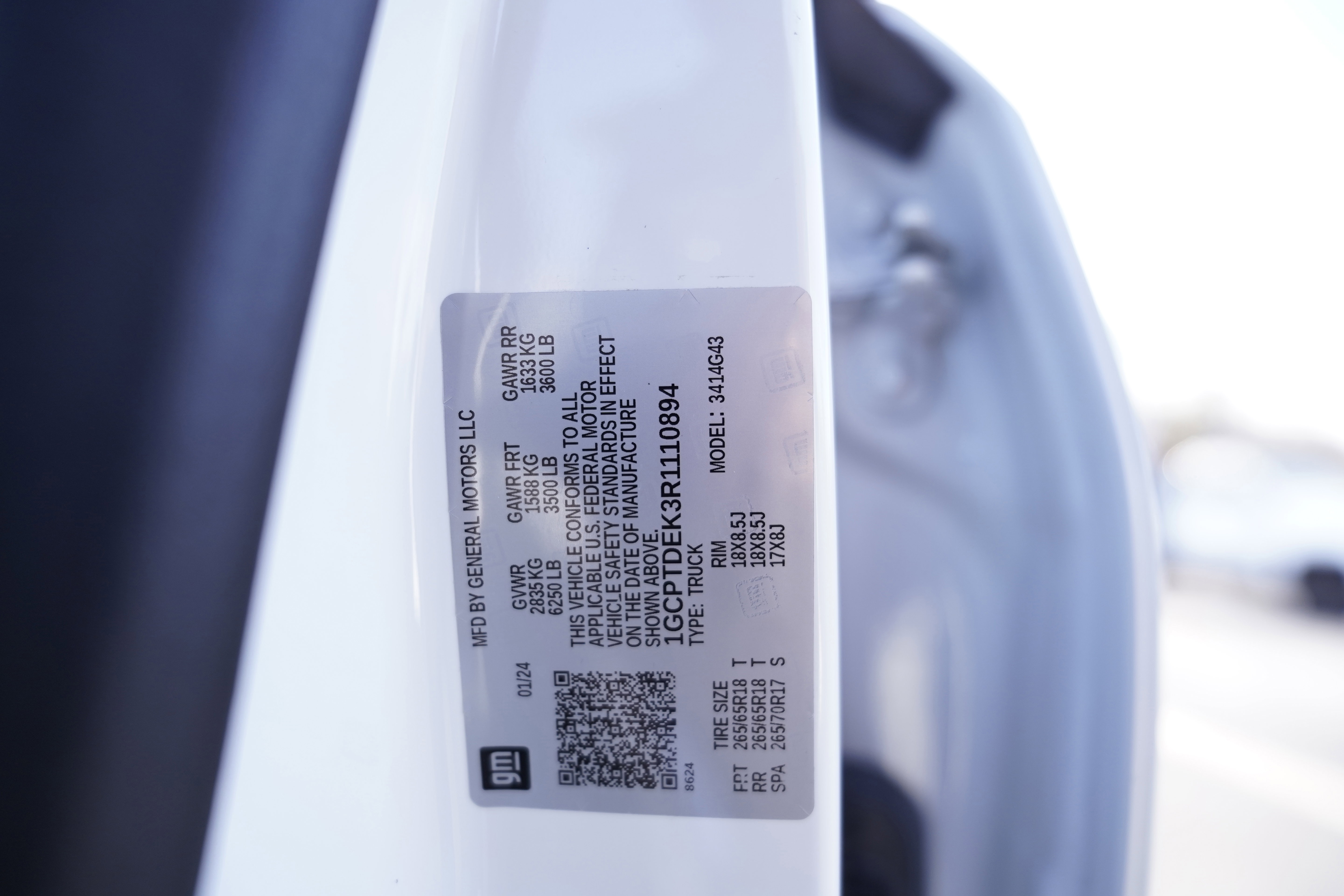 Used 2024 Chevrolet Colorado Z71 w/ Safety Package image 49