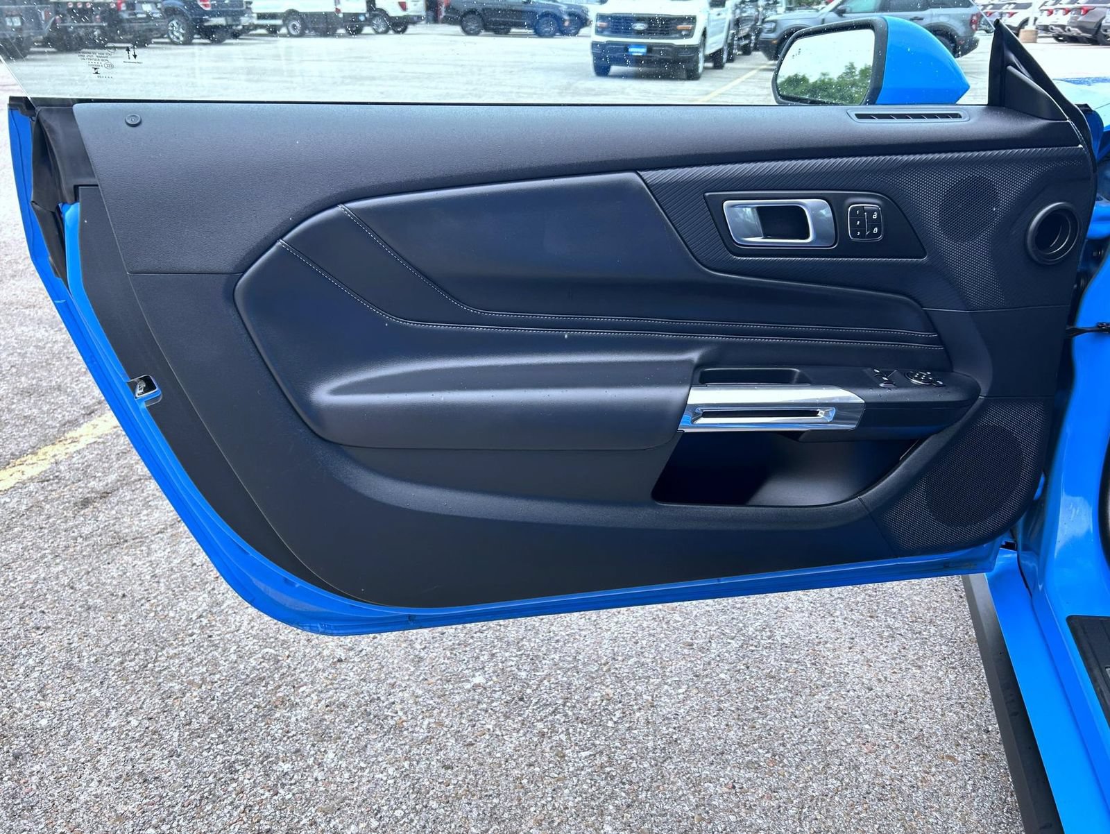 Used 2024 Ford Mustang Premium RWD image 9