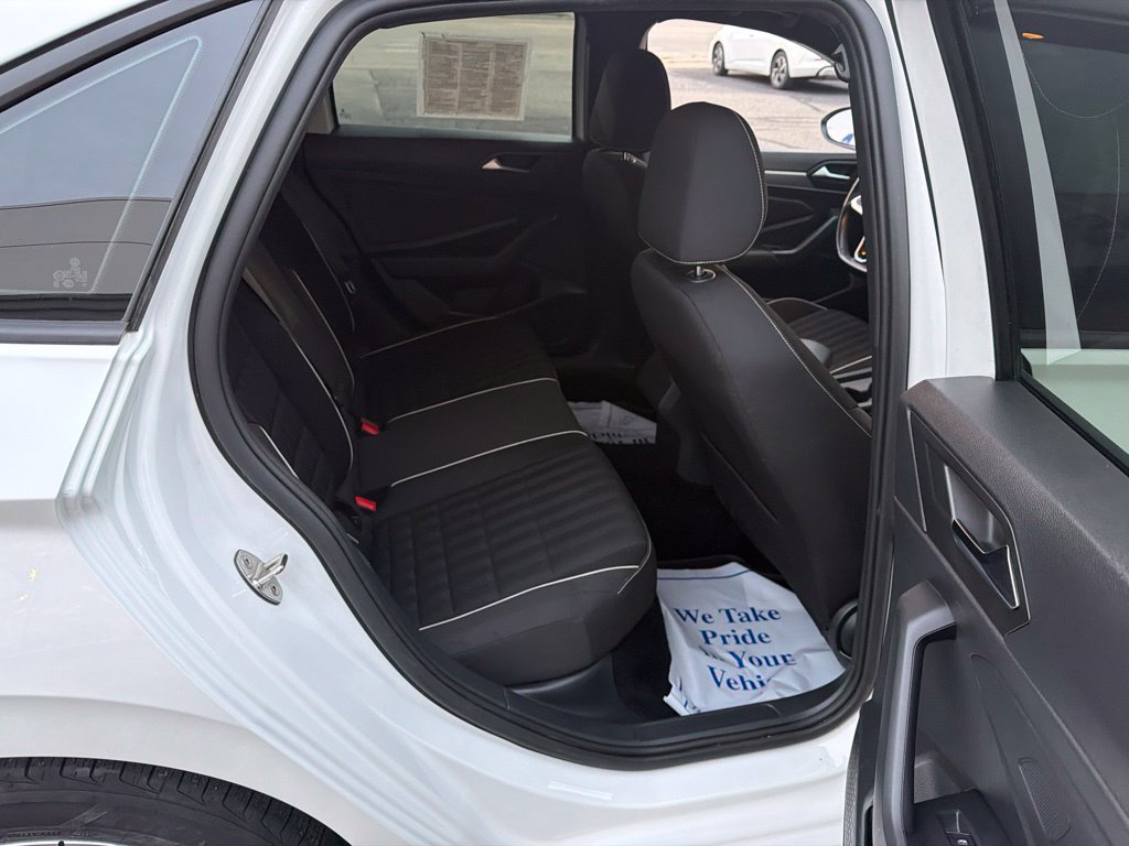 Used 2022 Volkswagen Jetta Sport FWD image 36