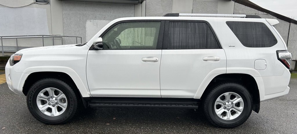 Certified 2024 Toyota 4Runner SR5 Premium image 8