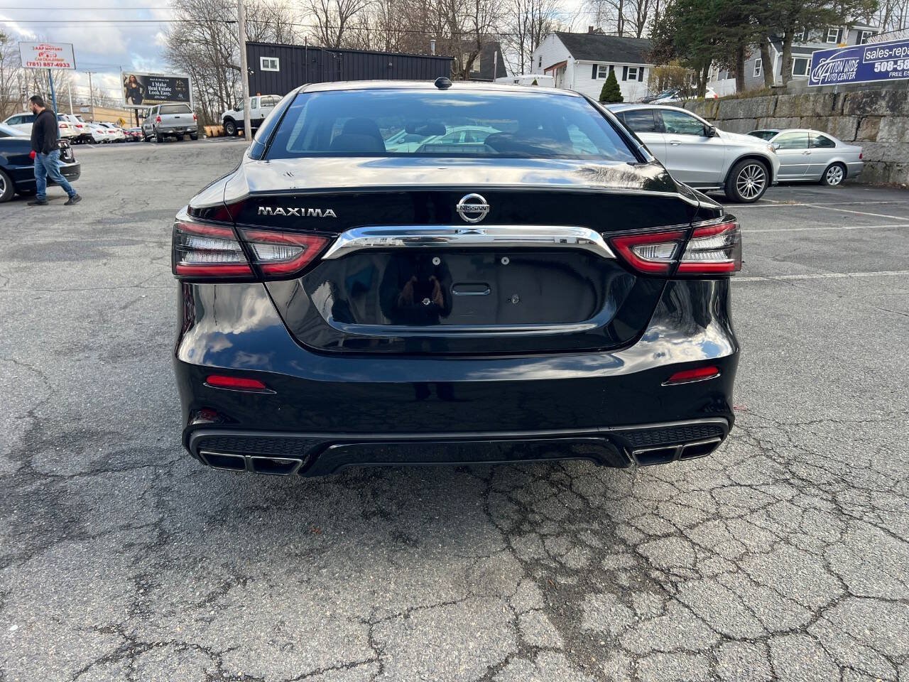 Used 2019 Nissan Maxima 3.5 S w/ Floor Mat Group FWD image 11