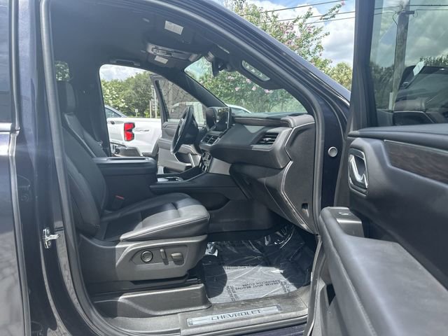 Used 2023 Chevrolet Tahoe LT w/ Luxury Package RWD image 25
