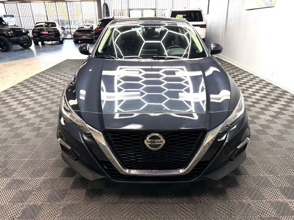 Used 2022 Nissan Altima 2.5 SV FWD image 6