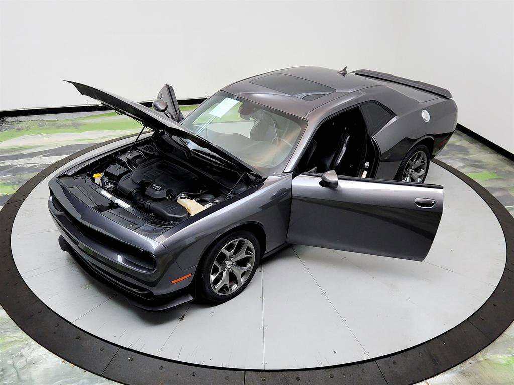 Used 2017 Dodge Challenger SXT Plus image 17