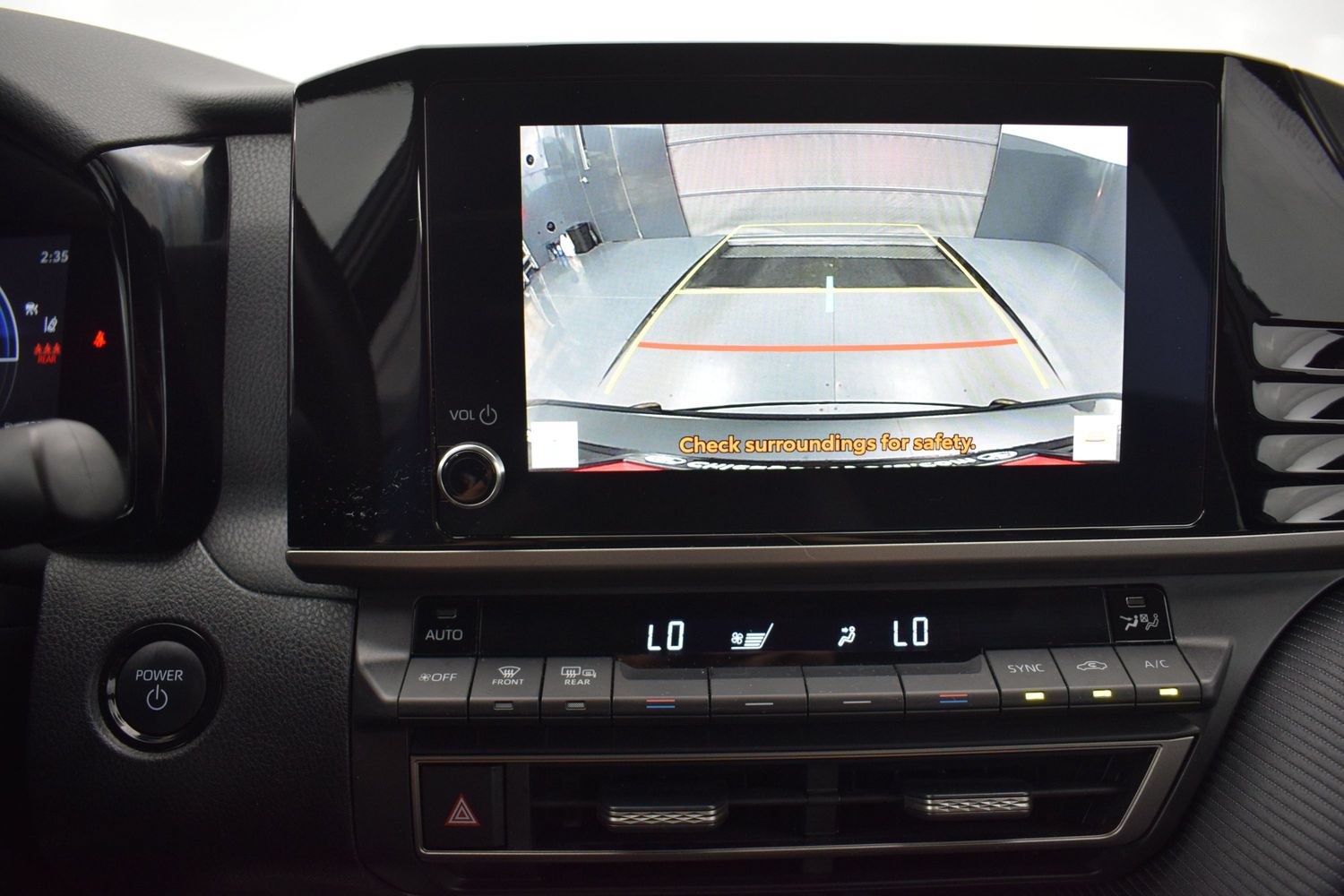 Used 2025 Toyota Camry SE FWD image 16