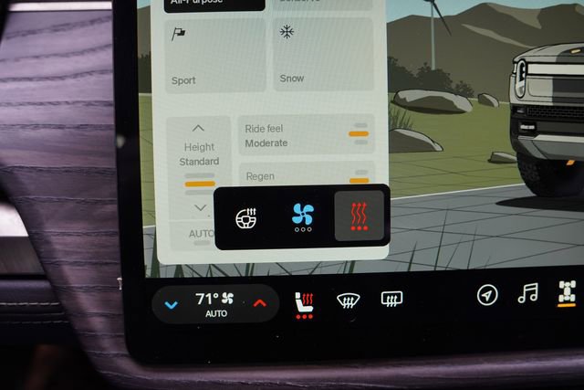 Used 2022 Rivian R1T Launch Edition image 28