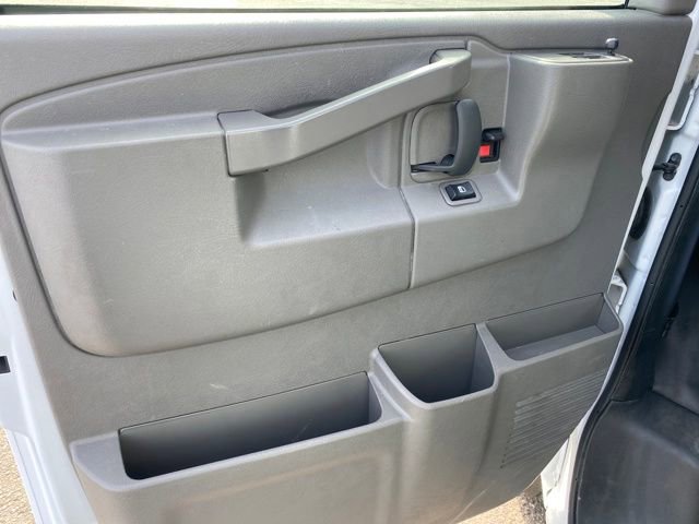Certified 2024 GMC Savana 2500 Work Van w/ Driver Convenience Package image 15