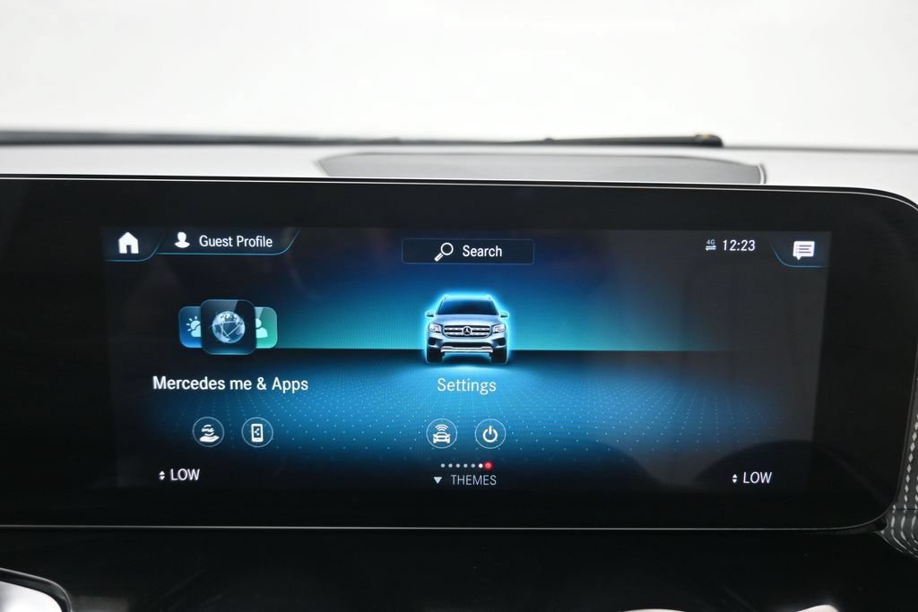 Used 2022 Mercedes-Benz GLB 250 4MATIC image 21