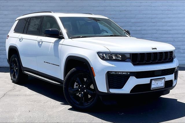 New 2026 Jeep Grand Cherokee L Limited w/ Limited Altitude Package AWD/4WD image 14