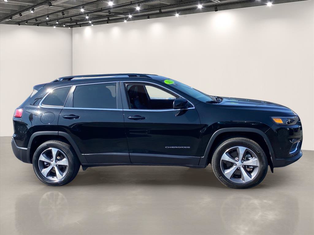 Used 2022 Jeep Cherokee Limited AWD/4WD image 8