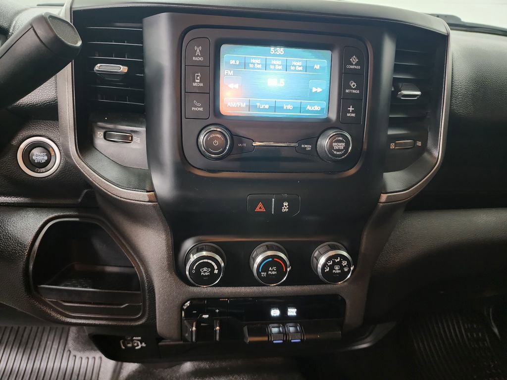 Used 2019 RAM 3500 Tradesman w/ Chrome Appearance Group image 17