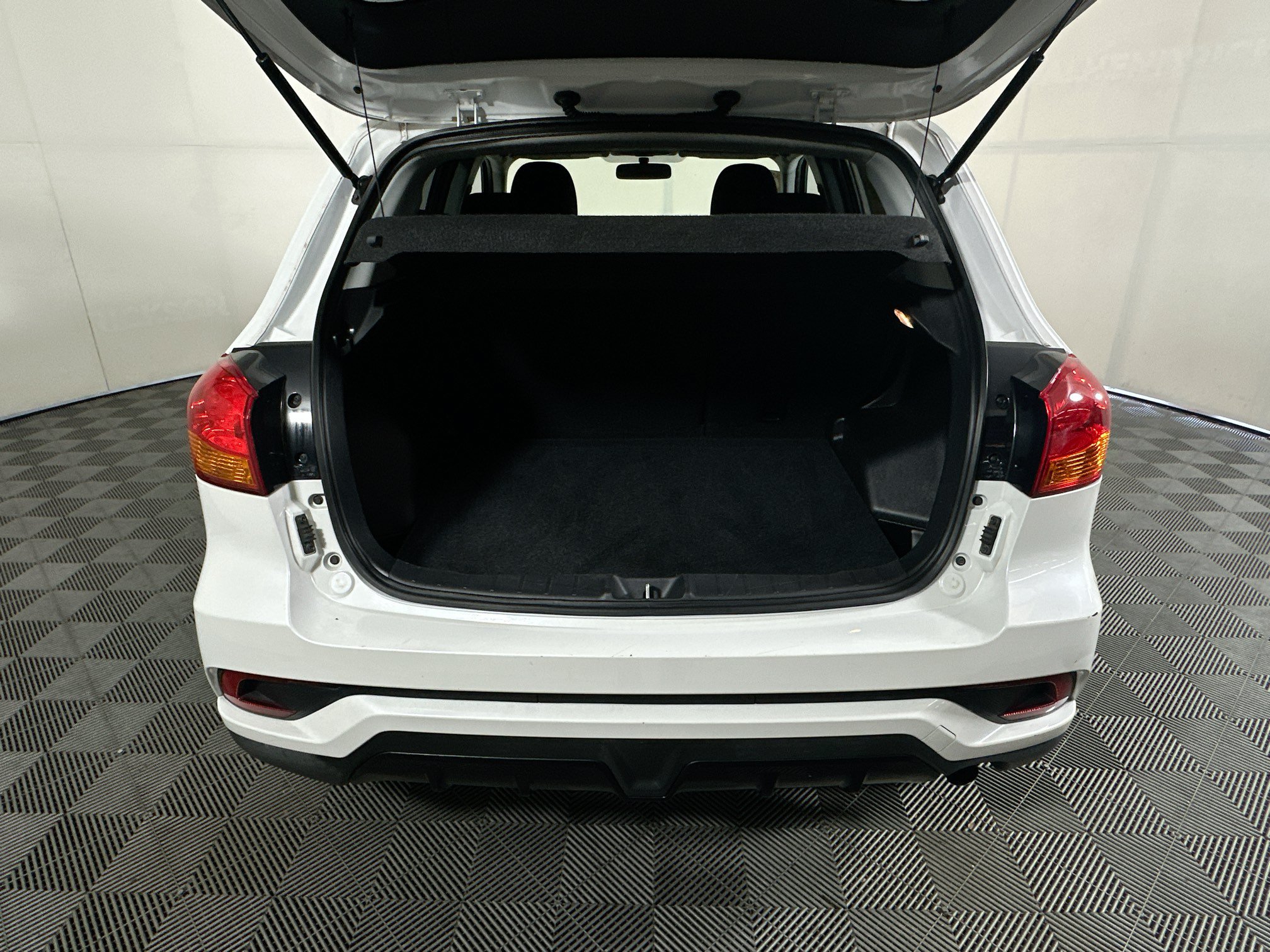 Used 2019 Mitsubishi Outlander Sport FWD image 30