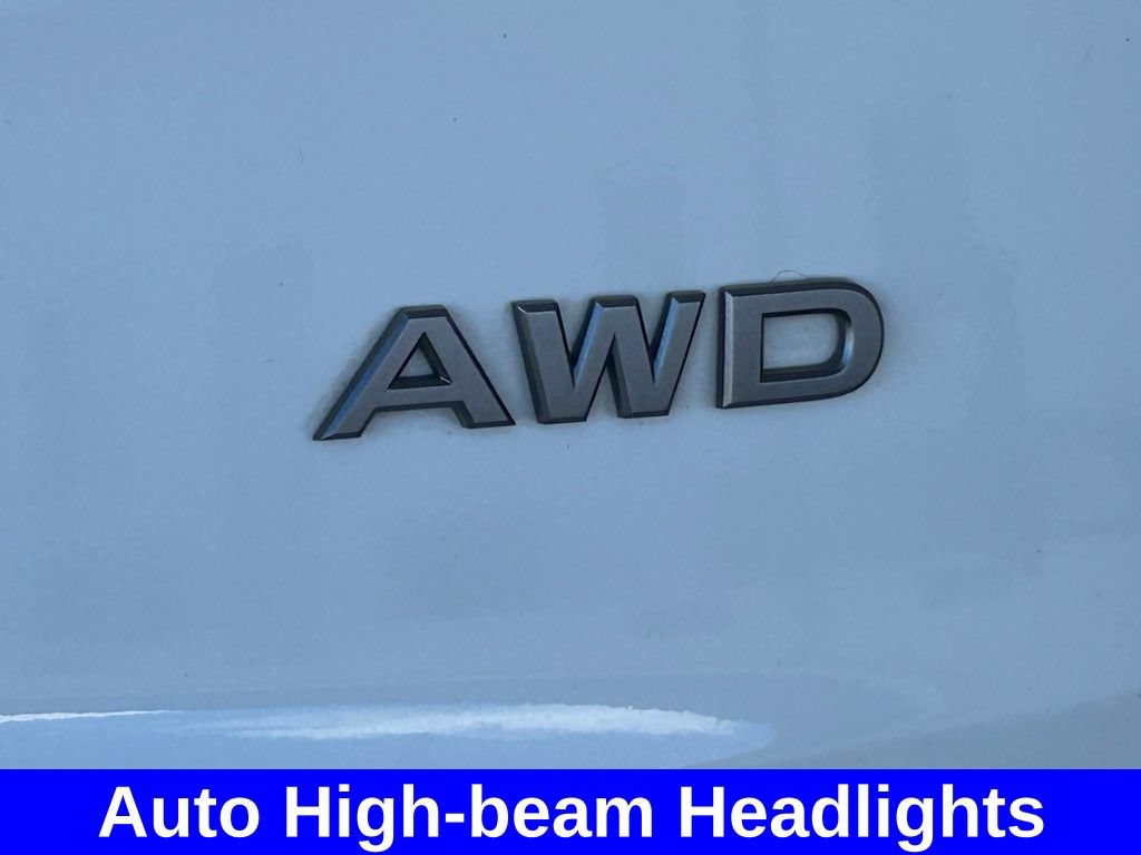 Used 2024 Nissan Rogue S AWD/4WD image 21