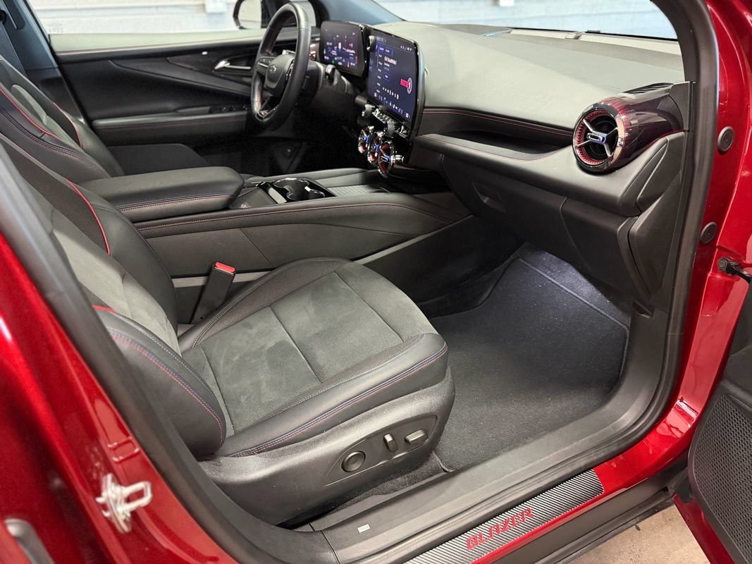 Used 2024 Chevrolet Blazer EV RS AWD/4WD image 24