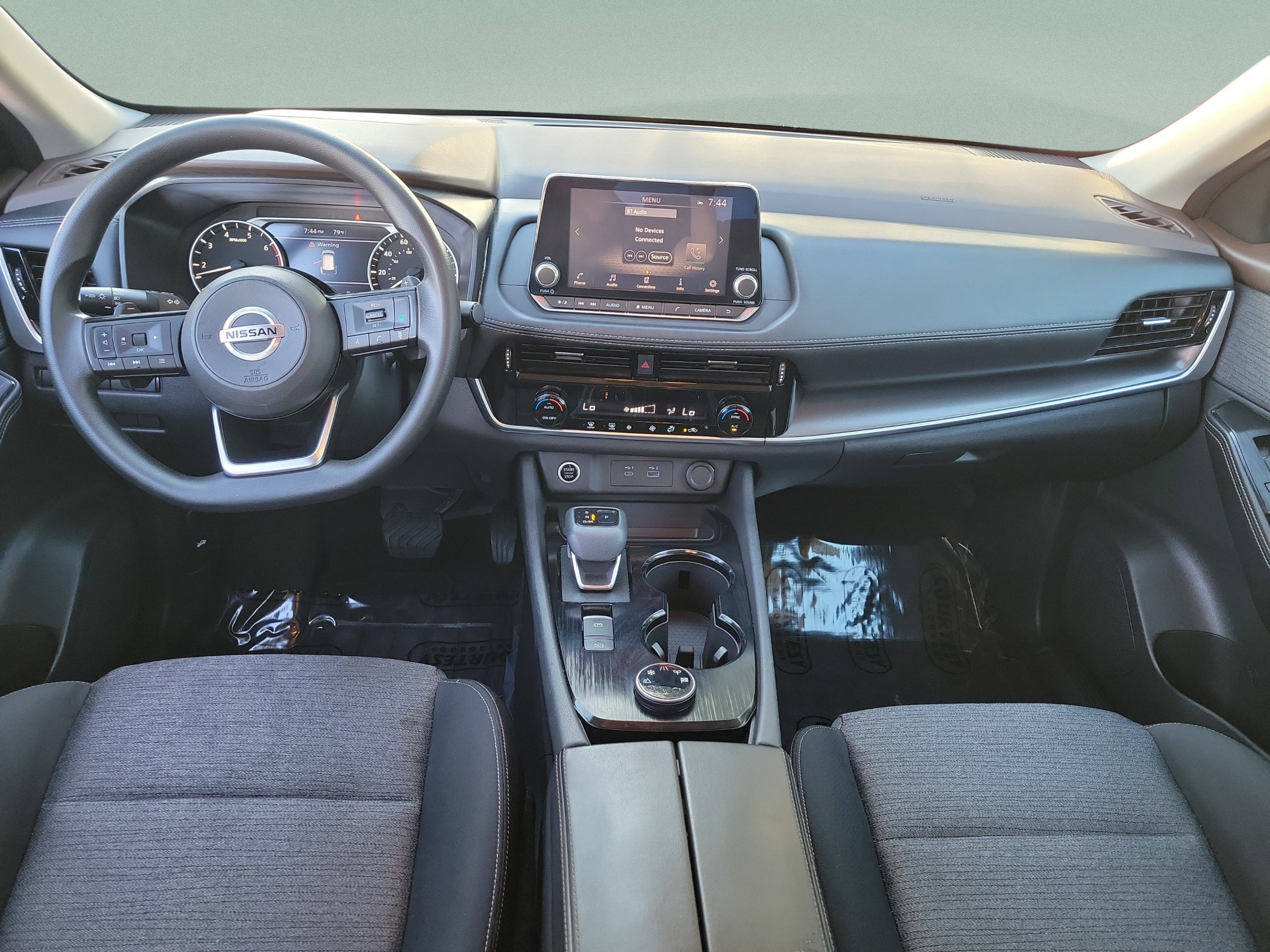 Used 2021 Nissan Rogue SV AWD/4WD image 8