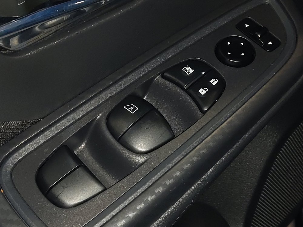 Used 2021 Nissan Versa SV image 27