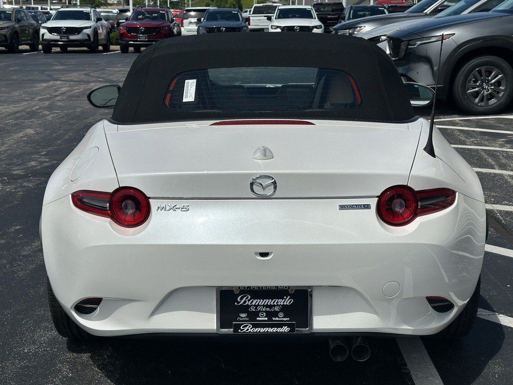 New 2026 MAZDA MX-5 Miata Grand Touring RWD image 3