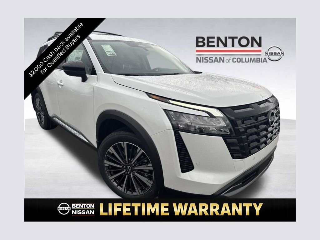 New 2026 Nissan Pathfinder Platinum image 1
