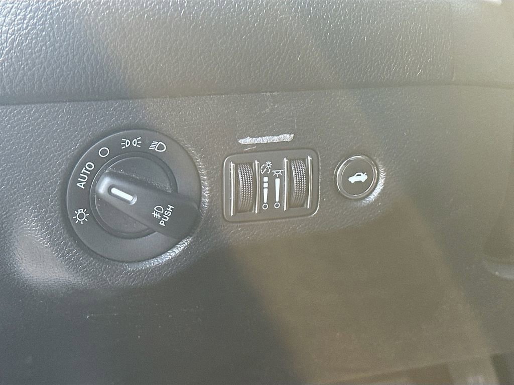 Used 2020 Dodge Challenger GT w/ Performance Handling Group image 11