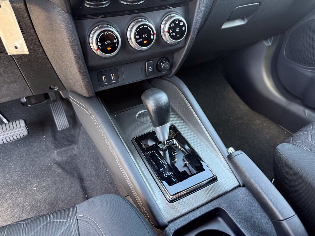 New 2027 Mitsubishi Outlander Sport ES FWD image 27